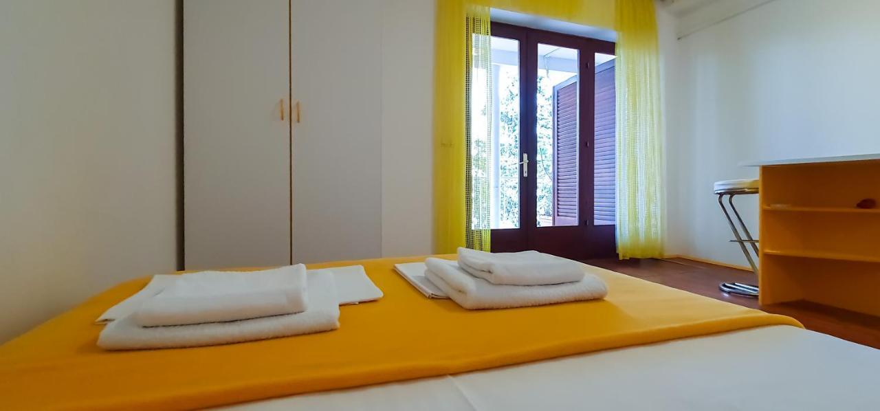Apartment Buco Starigrad Paklenica Εξωτερικό φωτογραφία